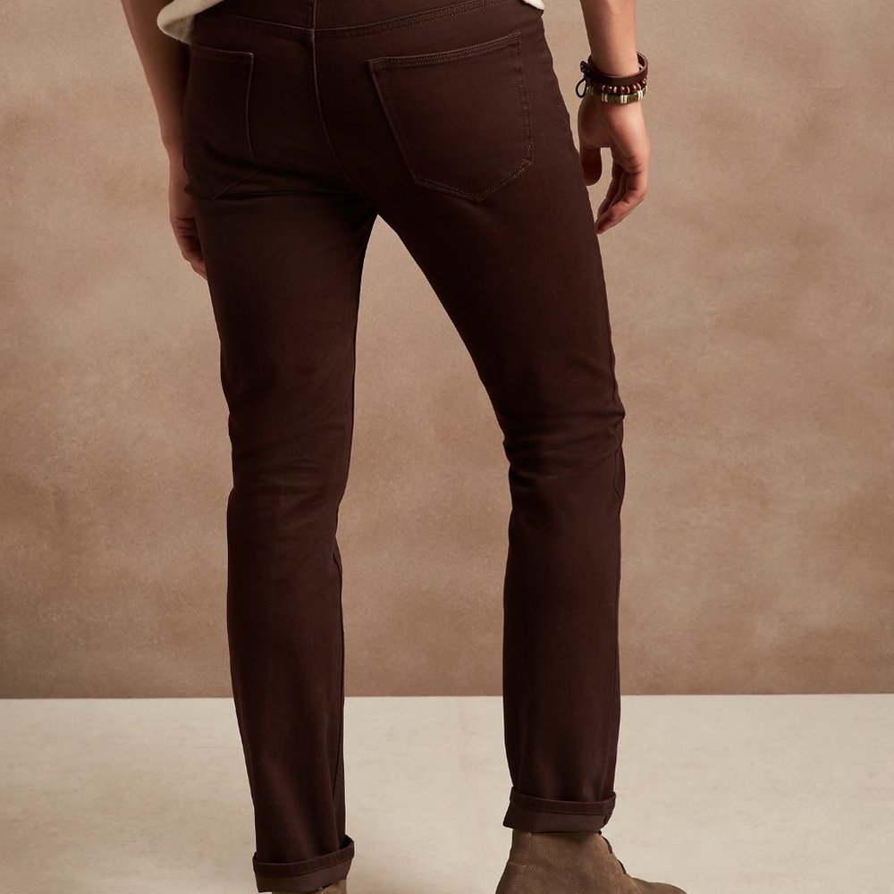 Men’s Slim Traveler Pant Size 34x32